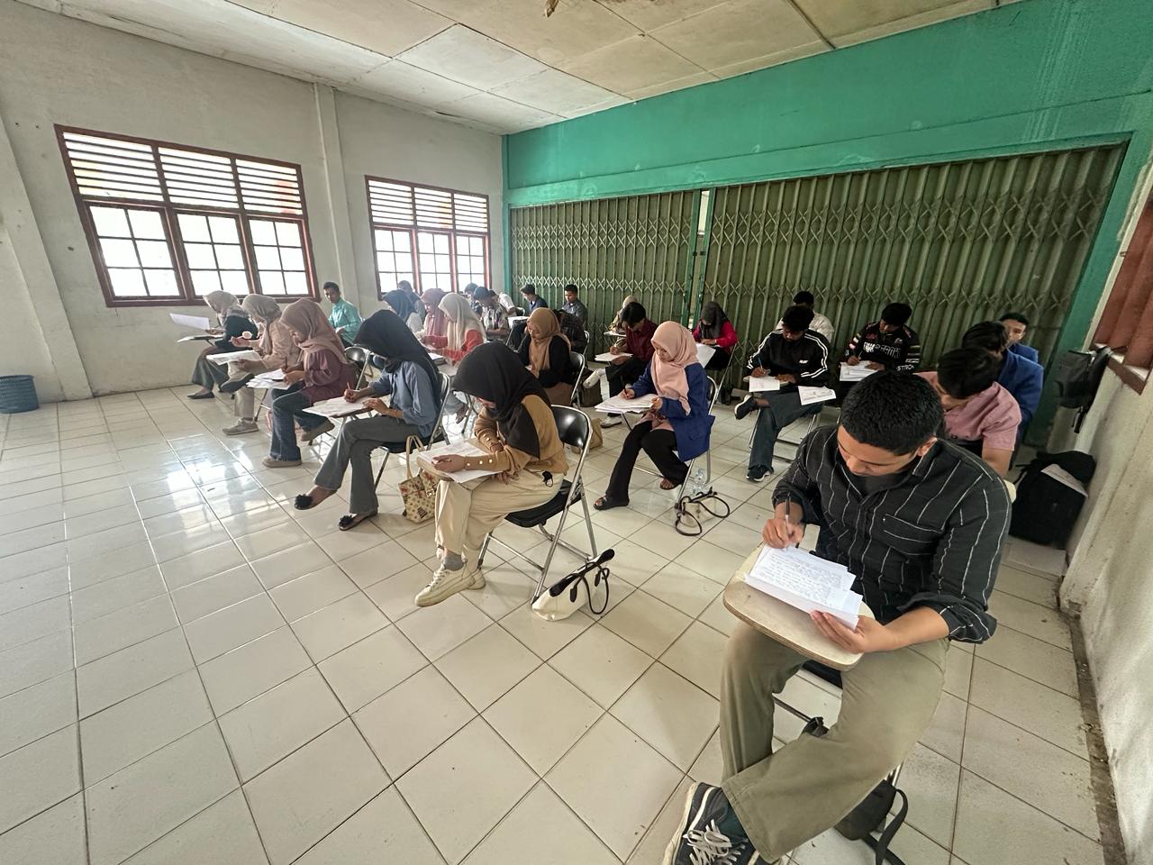 Kegiatan Ujian Akhir Semester Mahasiswa ITBN Semester Ganjil 2025/2026